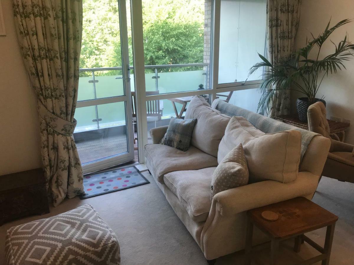 Apartment Wyatt Court London